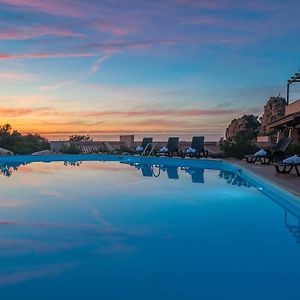 Gravina Resort & Apartments